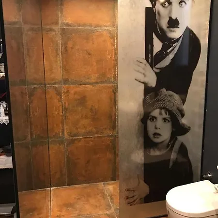 Nocleg ze śniadaniem No 5 4*