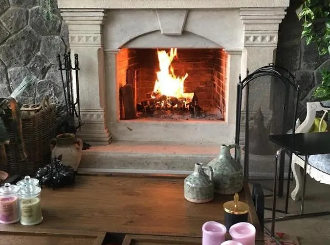 No 5 Αλικαρνασσός