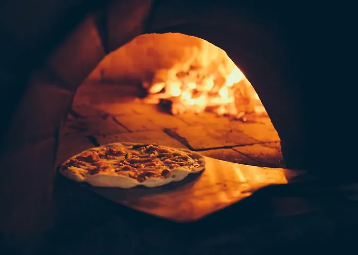 No 5 Αλικαρνασσός