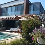 No 5 4*