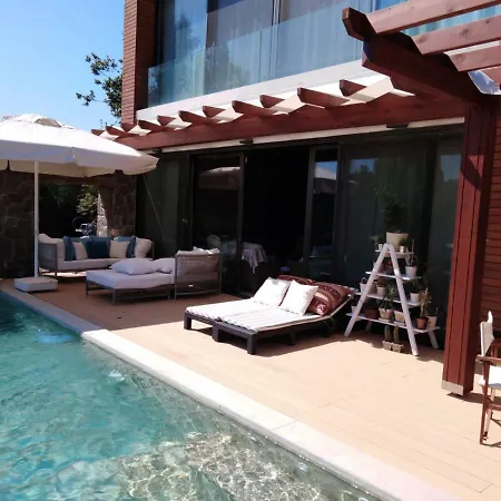 Alojamento de Acomodação e Pequeno-almoço No 5 Bodrum